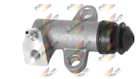 Clutch Slave Cylinder: Nissan Terrano II - 2.7 TD	1998 - 2001, 6, LWB/SWB Nissan Terrano II - 2.7	2000 - 2002, TD27, Manual, 6, LWB, Dies., 5 Spd., OHC, 4 Cyl., 1