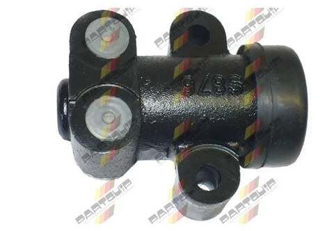 Clutch Slave Cylinder:D.A.F F1200-F2200 1970-79 ***